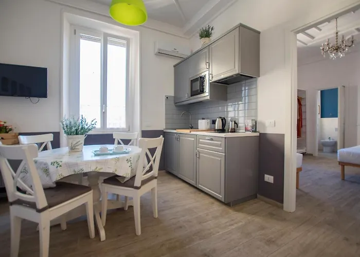 Gasthuis Raffaela's & Vatican 4*